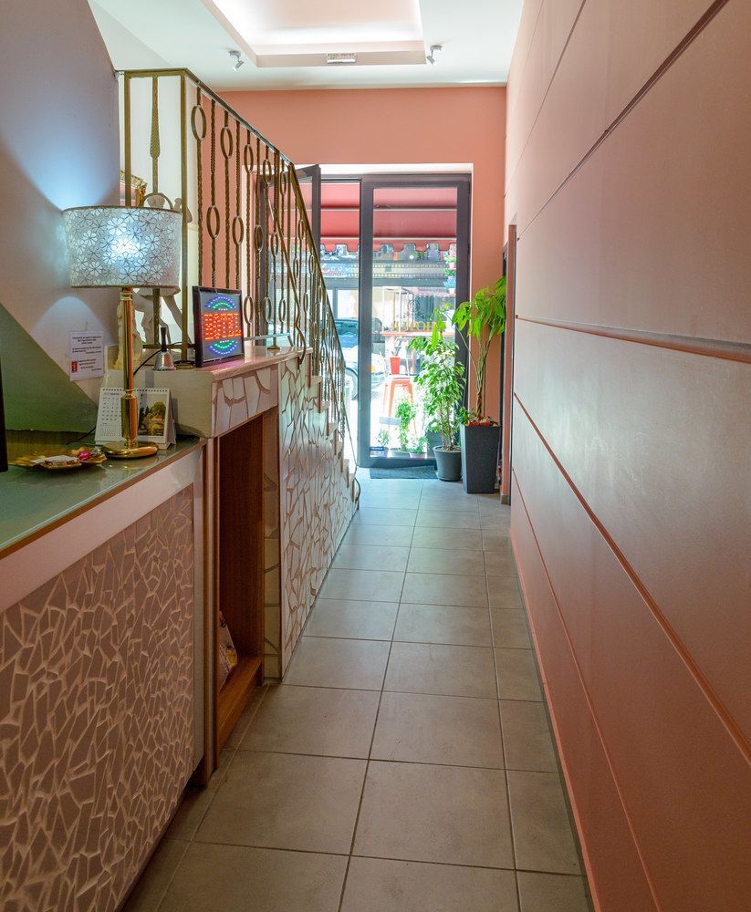 Lux Hotel Piraeus Exterior photo